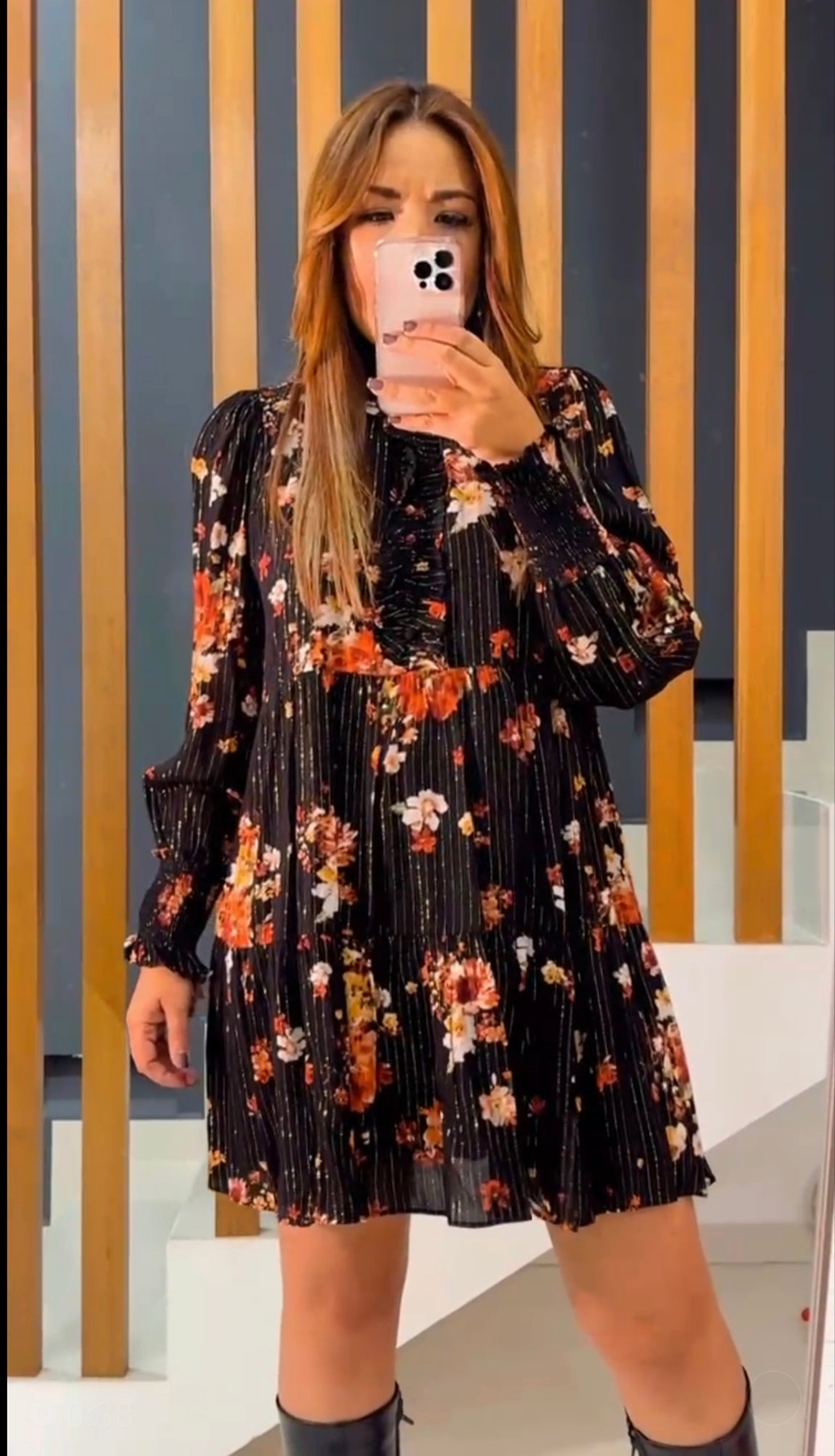 Vestido de flores con hilo de lurex