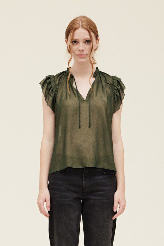 Blusa de chifon con escarolas en mangas