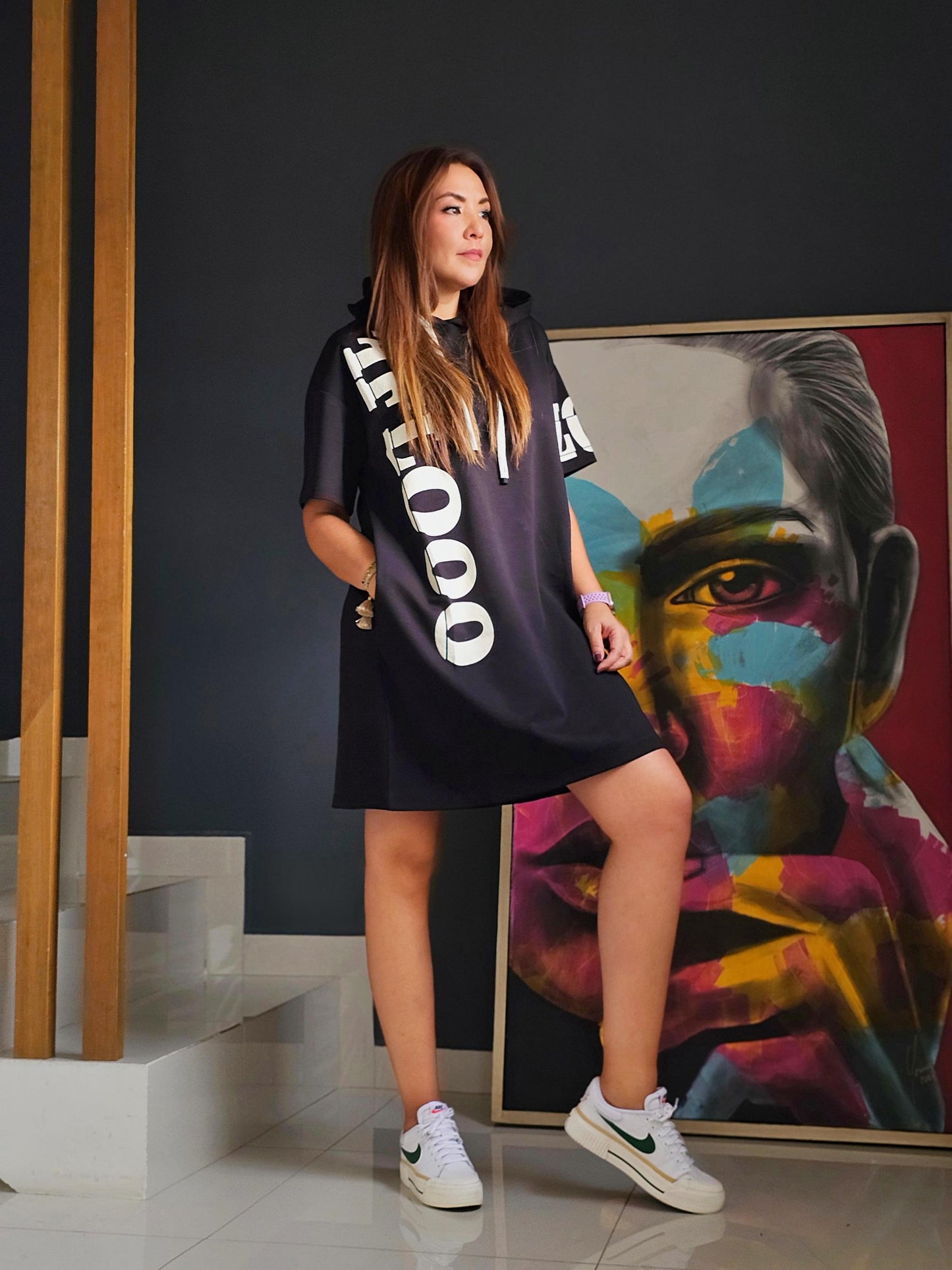 Vestido estampado con capucha