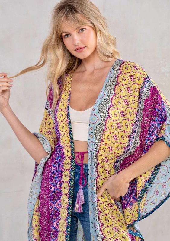 Kimono multi estampado con hilo de Lurex y amarre