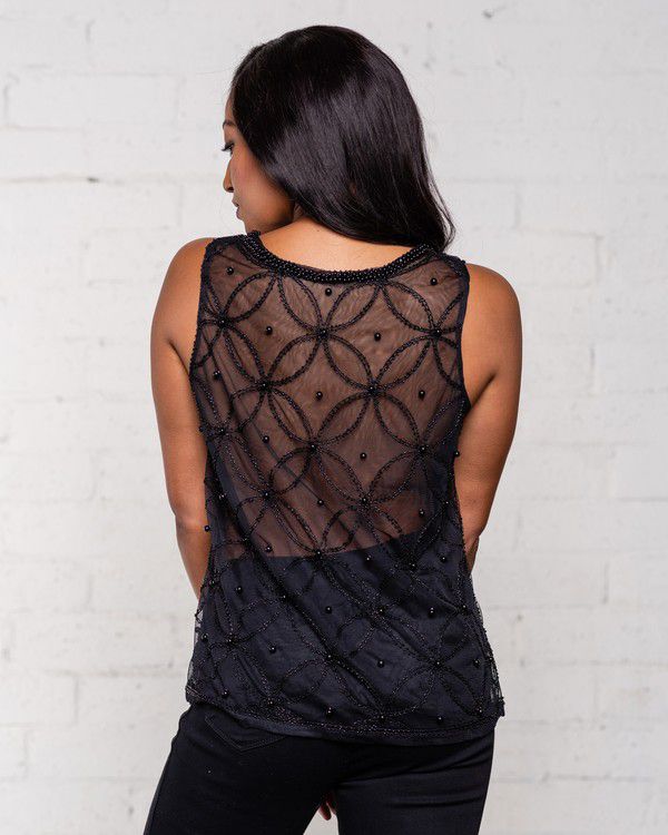 Blusa de mesh bordada y con cuentas